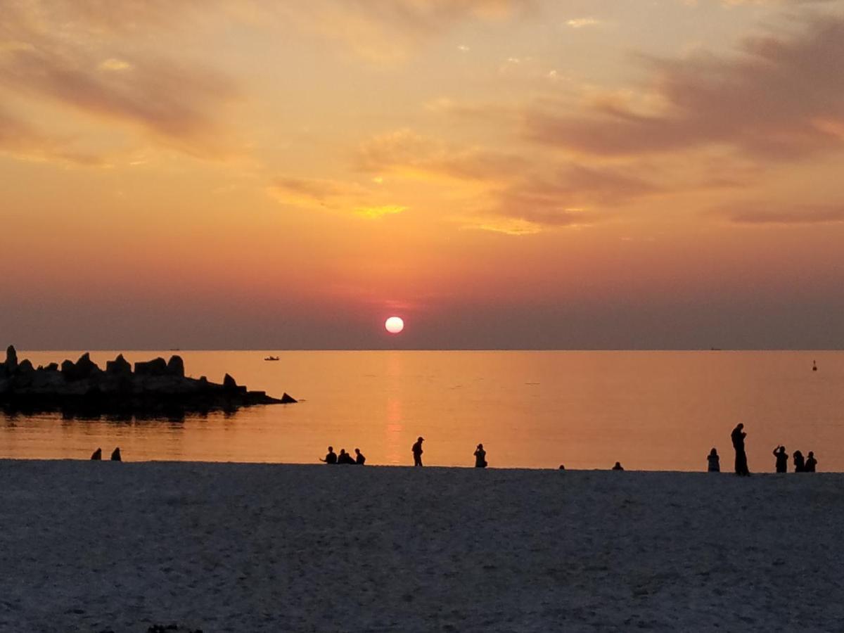 Hotel Sanrakuso Shirahama Bagian luar foto