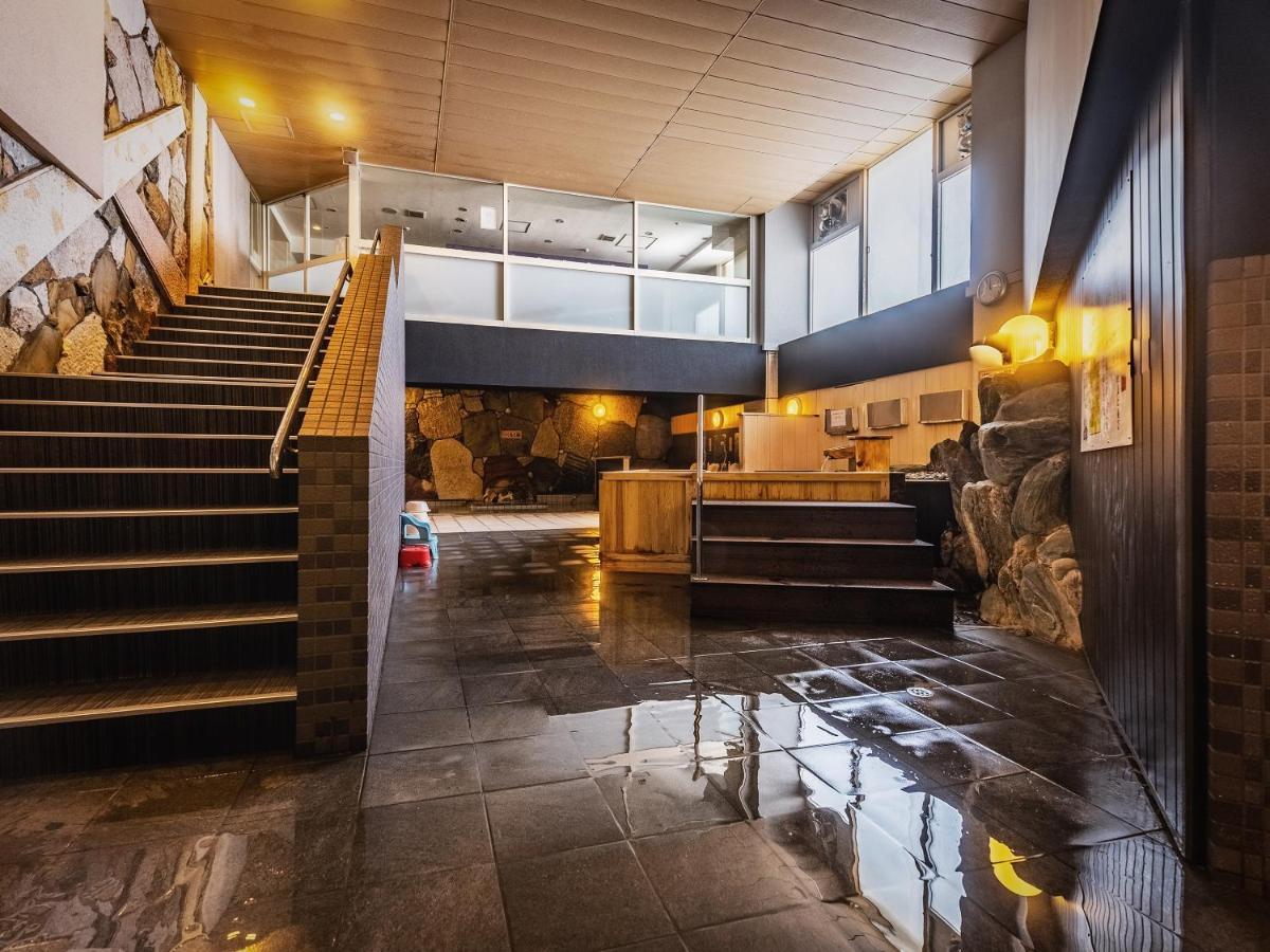 Hotel Sanrakuso Shirahama Bagian luar foto